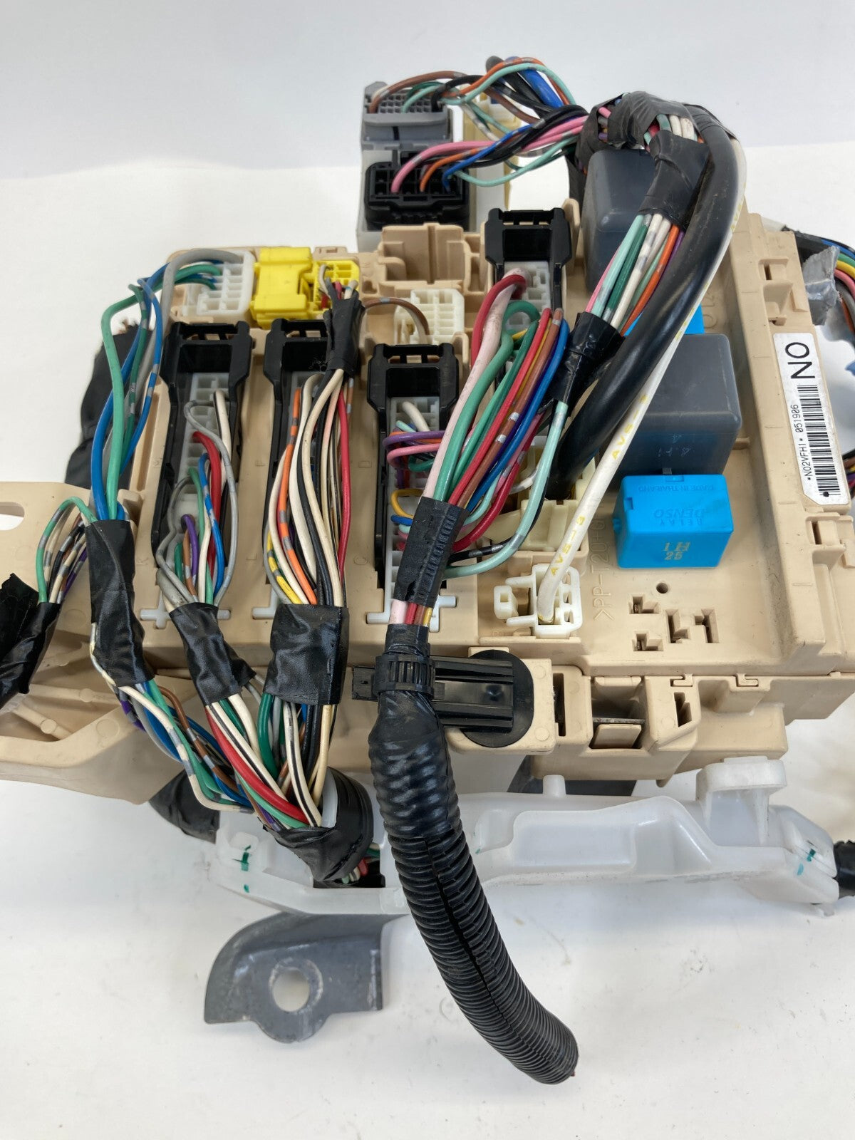 07-09 Toyota Camry Interior Cabin Fuse Box Relay Junction Block Panel 8214106J00