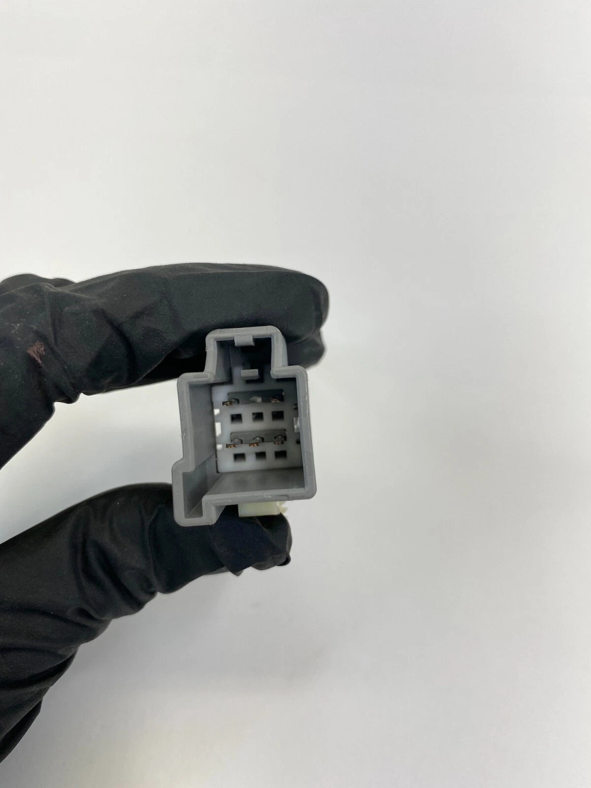 2011-2019 FORD EXPLORER REAR LEFT TAIL LIGHT WIRING HARNESS CONNECTOR OEM