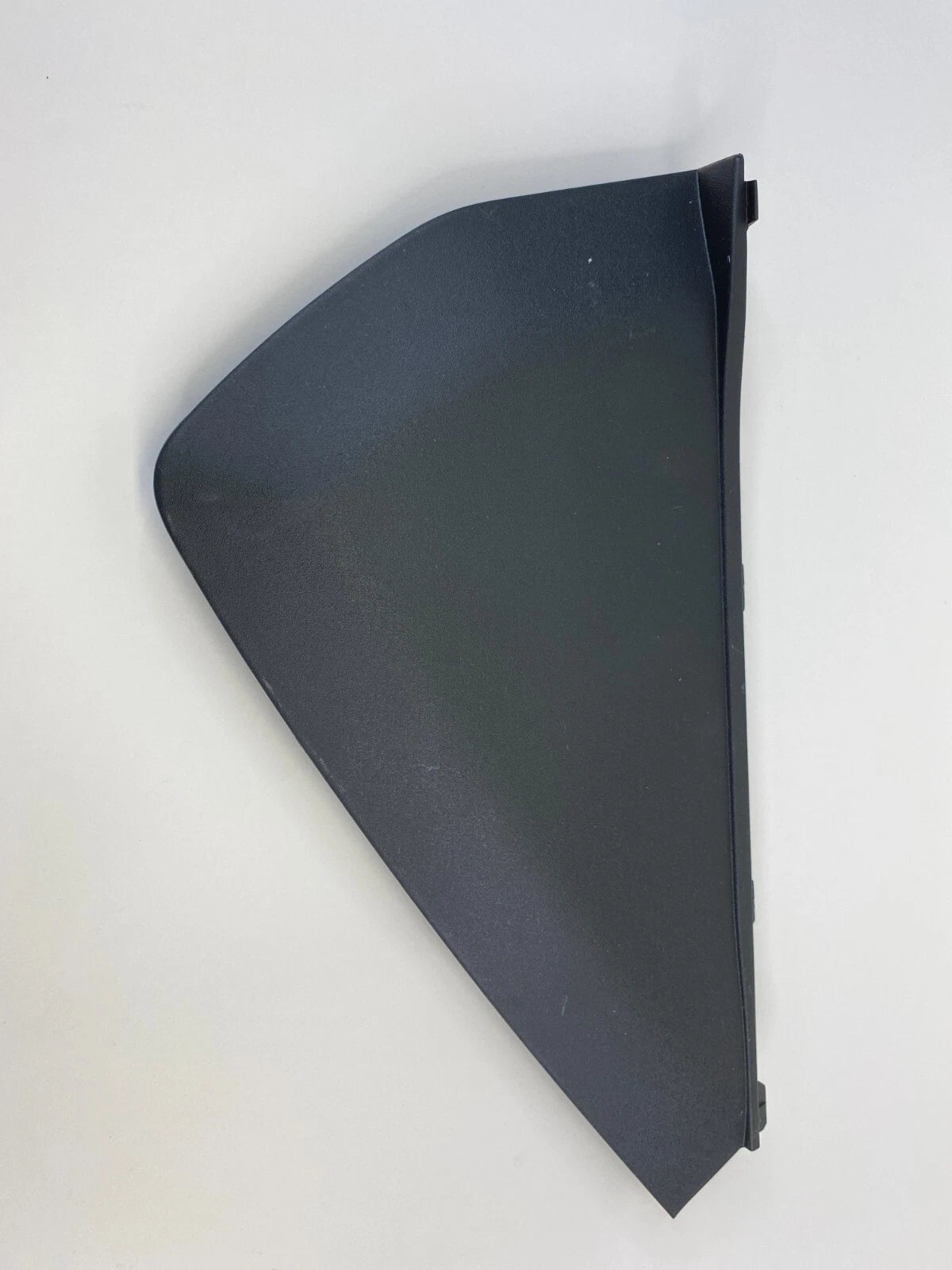 08-13 NISSAN ROGUE DASH RIGHT PASSENGER SIDE END CAP COVER TRIM 68498-JM00A OEM