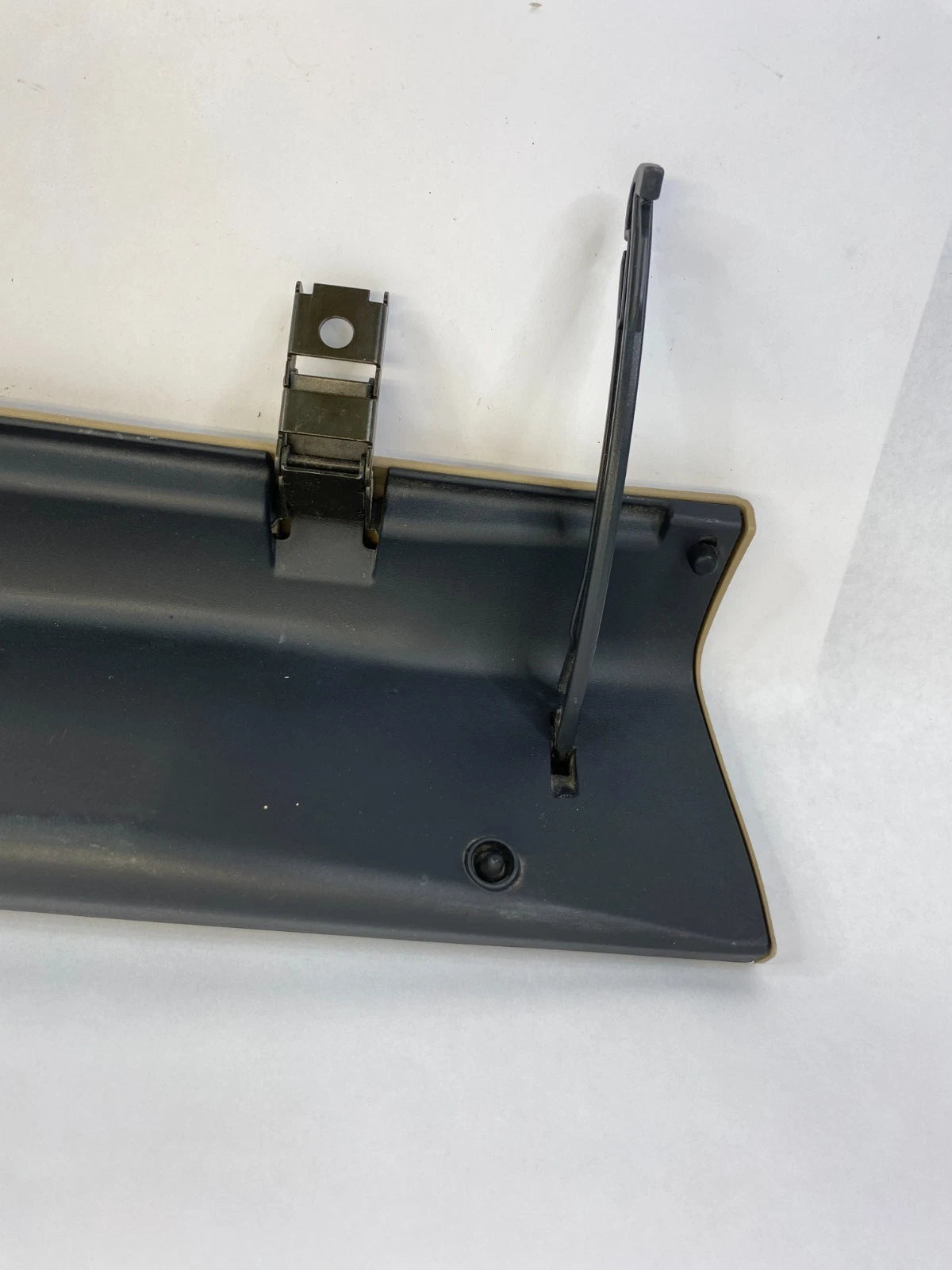 2005-2010 HONDA ODYSSEY DASH UPPER GLOVE BOX STORAGE BOX DOOR LID COVER PANEL