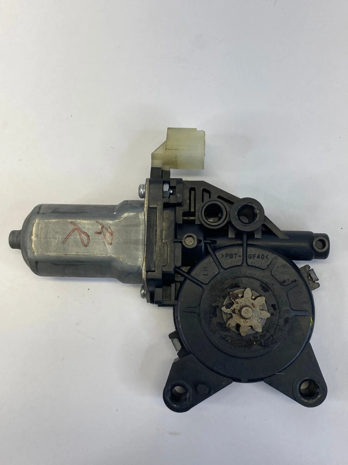 2010-2013 KIA FORTE REAR RIGHT POWER WINDOW REGULATOR MOTOR UNIT OEM 82460-1M000