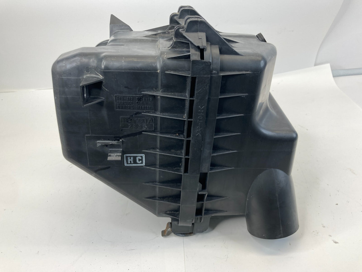 2006-2012 Toyota RAV4 2.4L L4 Air Intake Cleaner Box Assembly w/ Sensor OEM