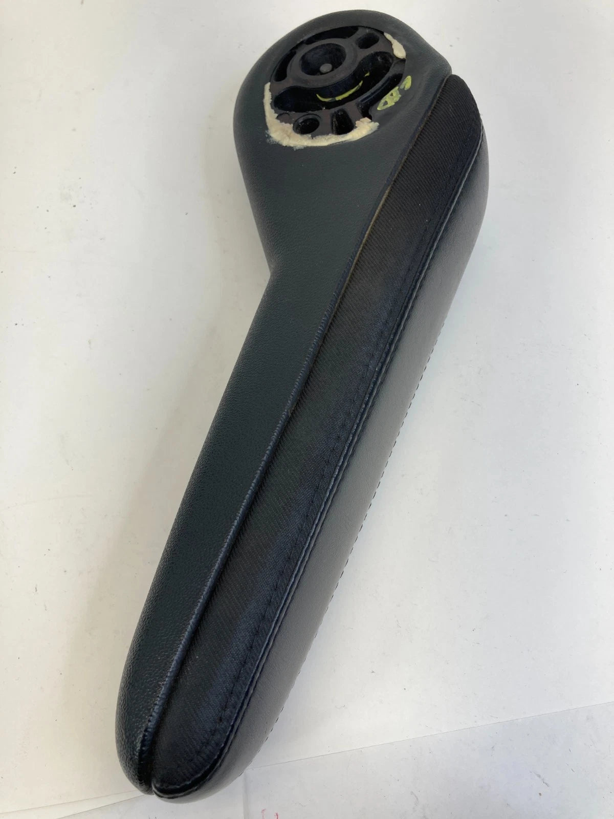 11-20 DODGE GRAND CARAVAN FRONT LEFT DRIVER SIDE SEAT ARMREST ARM REST PAIR OEM