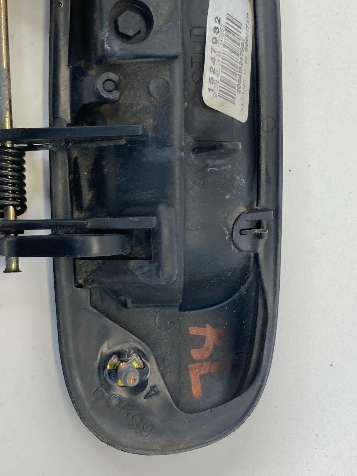 02-09 Chevrolet Trailblazer Rear Left Side Exterior Outer Door Handle 15247982