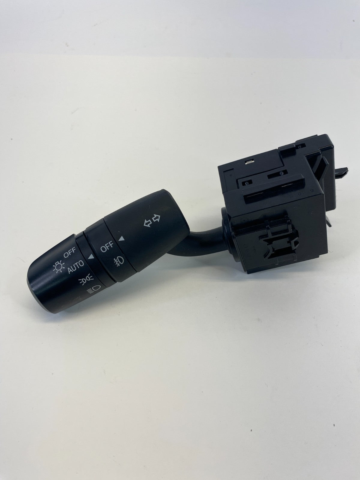2014-2016 Mazda 3 Mazda3 Turn Signal Headlight Combo Control Switch Lever Assy