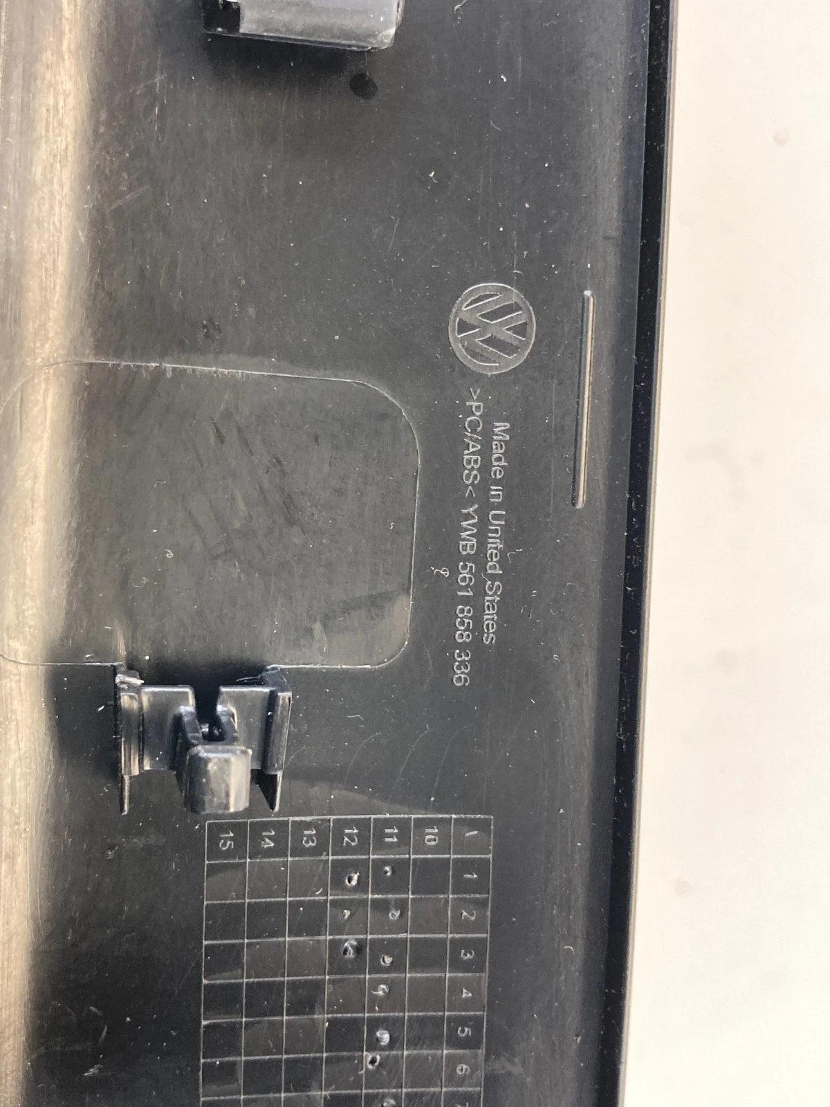 12-15 VOLKSWAGEN PASSAT DASH PANEL TRIM PLATE INSTRUMENT BEZEL 561857212B OEM