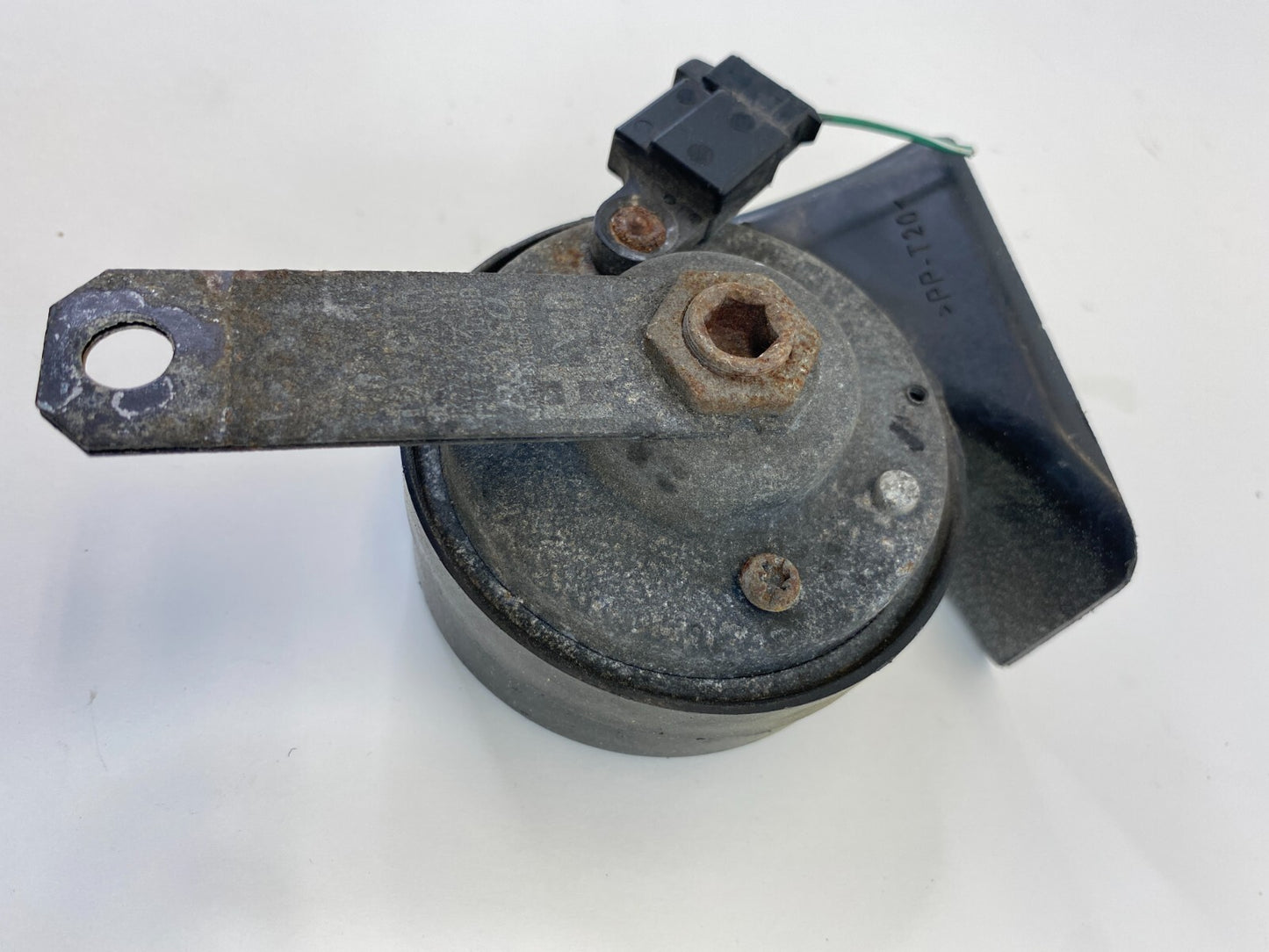 2002-2017 Toyota Camry High Horn Tone Pitch Alarm Siren Signal 00140154015 OEM