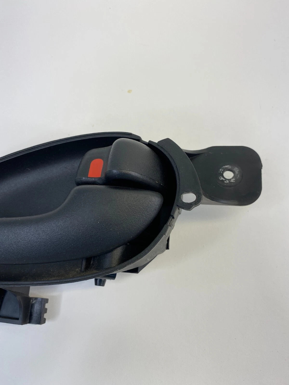 2002-2009 CHEVROLET TRAILBLAZER FRONT RIGHT PASSENGER SIDE INTERIOR DOOR HANDLE