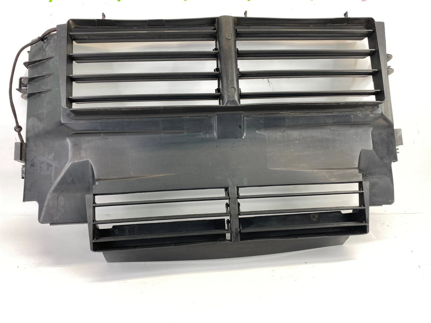 2012-2014 FORD FOCUS RADIATOR ACTIVE VENT GRILLE SHUTTER ASSEMBLY BM51-8475-AD