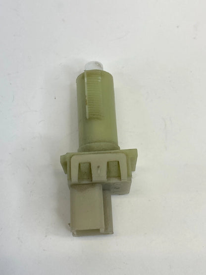 2002-2007 SATURN VUE 3.5L AT CRUISE CONTROL RELEASE CANCEL SWITCH OEM 22681412