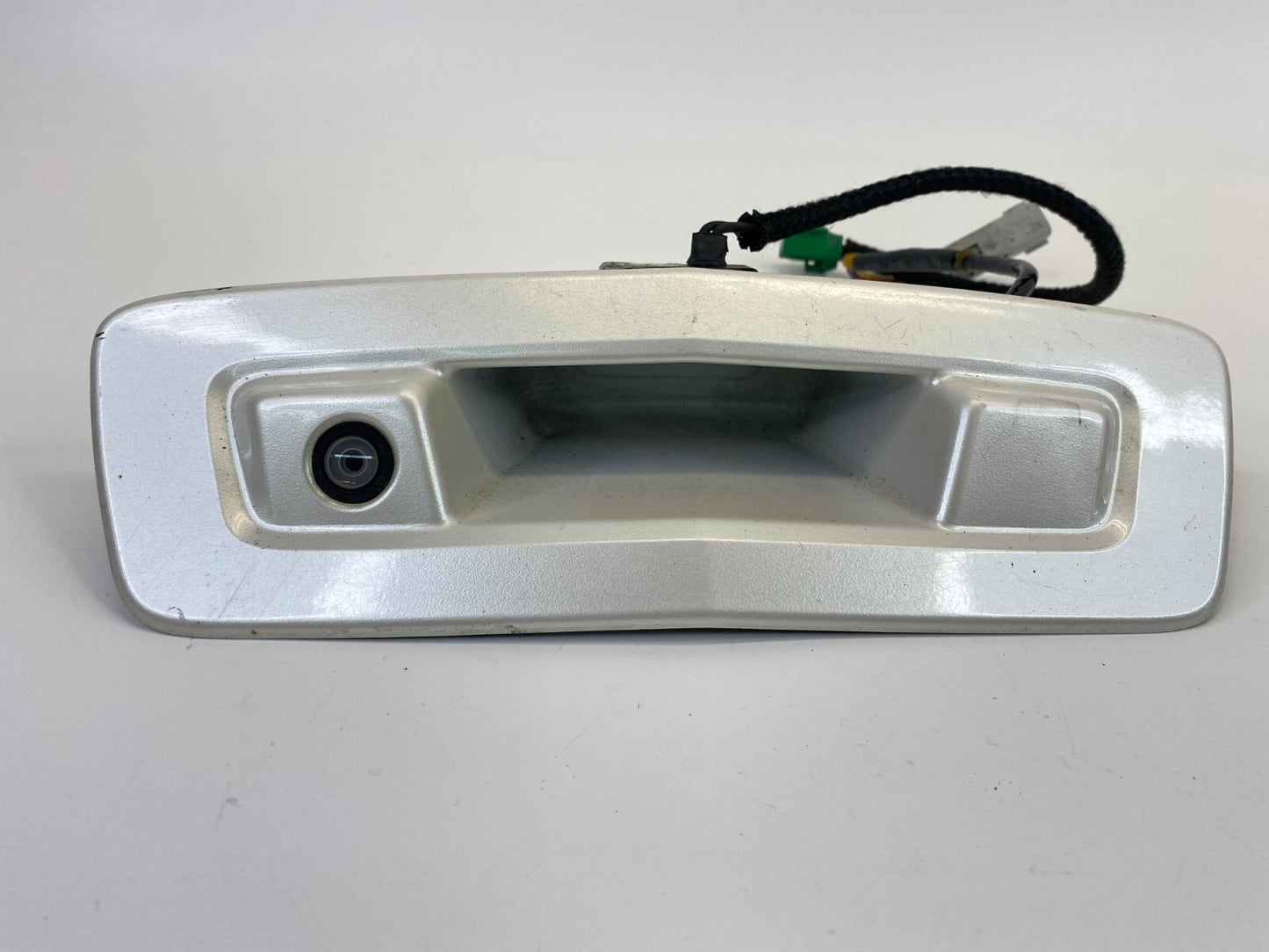 2009-2012 Chevrolet Traverse Rear Hatch Trunk Liftgate Outside Handle w/ Camera