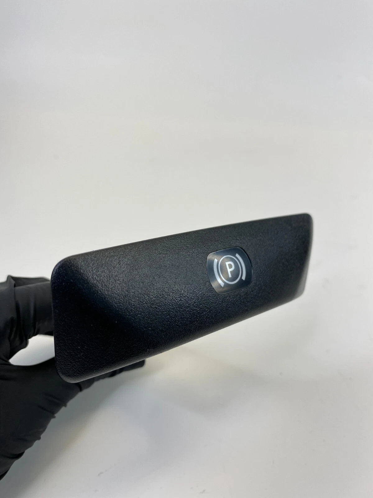 2010-2016 MERCEDES-BENZ E350 PARKING BRAKE HANDLE RELEASE HANDLE 2044270020