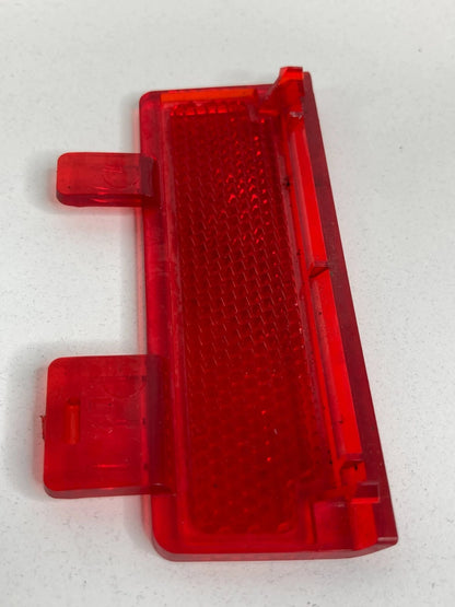 2010-2012 LINCOLN MKT REAR LEFT TAILGATE LIFTGATE DOOR LENS COVER LIGHT TRIM