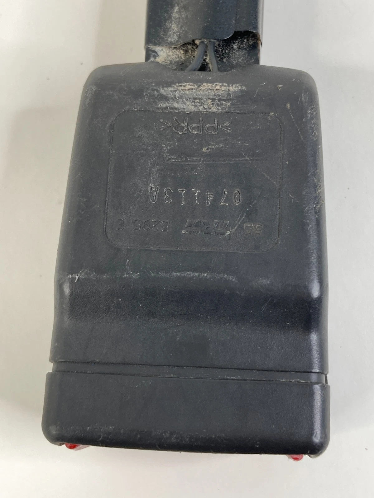 2011-2015 HYUNDAI SONATA DRIVER LEFT FRONT SEAT BELT BUCKLE RECEIVER ASSY OEM