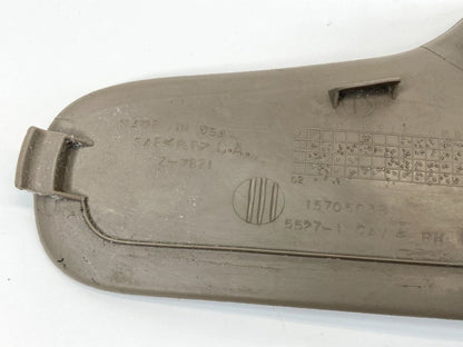 2001-2006 SILVERADO SIERRA FRONT RIGHT INTERIOR DOOR HANDLE COVER BEZEL 15043565