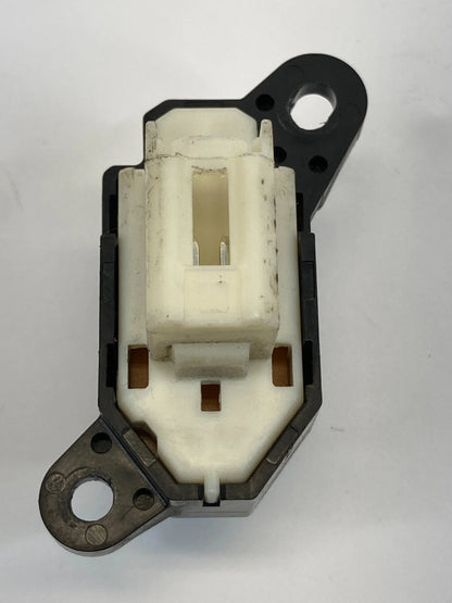 2006-2015 MAZDA5 MAZDA 5 FRONT RIGHT PASSENGER DOOR LOCK BUTTON SWITCH OEM