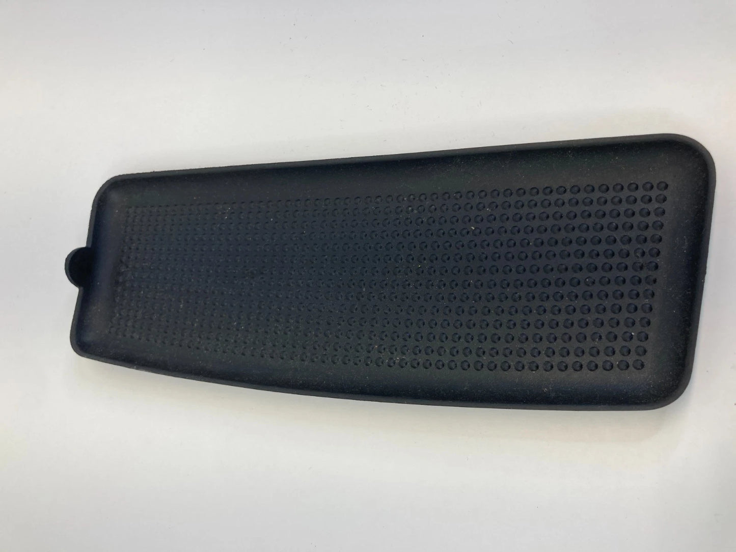 01-07 DODGE DAKOTA FRONT CENTER CONSOLE TRAY LINING RUBBER MAT INSERT 5862237858