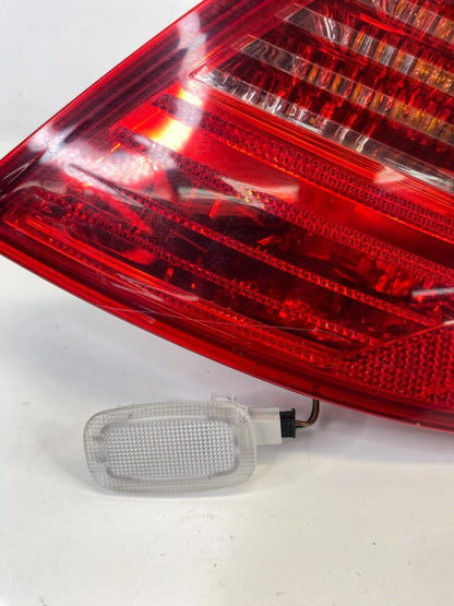 07-14 Mercedes-Benz CL55 CL600 CL65 Rear Right Tail Light Tail Lamp 216-820-1064