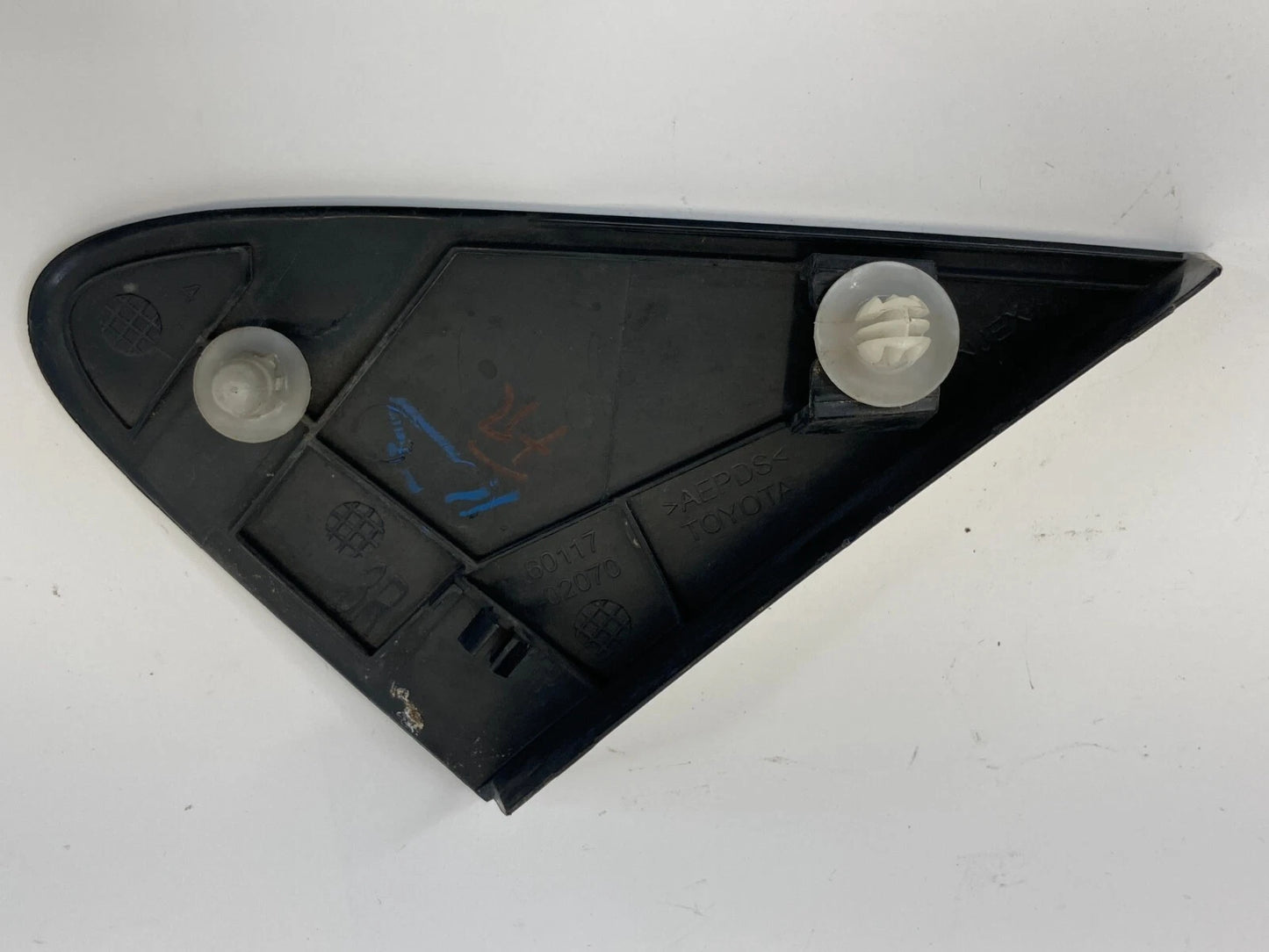 2009-2013 TOYOTA COROLLA FRONT RIGHT SIDE EXTERIOR DOOR MIRROR COVER 60117-02070