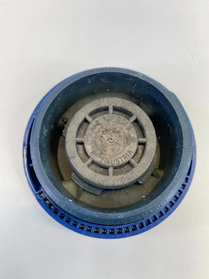 1998-2003 VOLKSWAGEN BEETLE ENGINE RADIATOR FLUID COOLANT RESERVOIR CAP OEM
