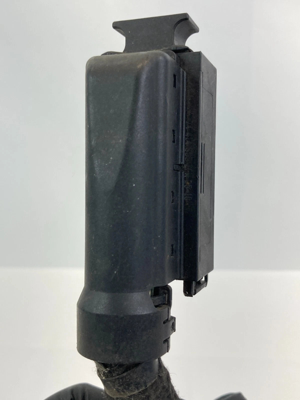 2003 2004 2005 SAAB 9-3 2.0L ABS PUMP ANTI LOCK BRAKE PLUG CONNECTOR RELAY OEM