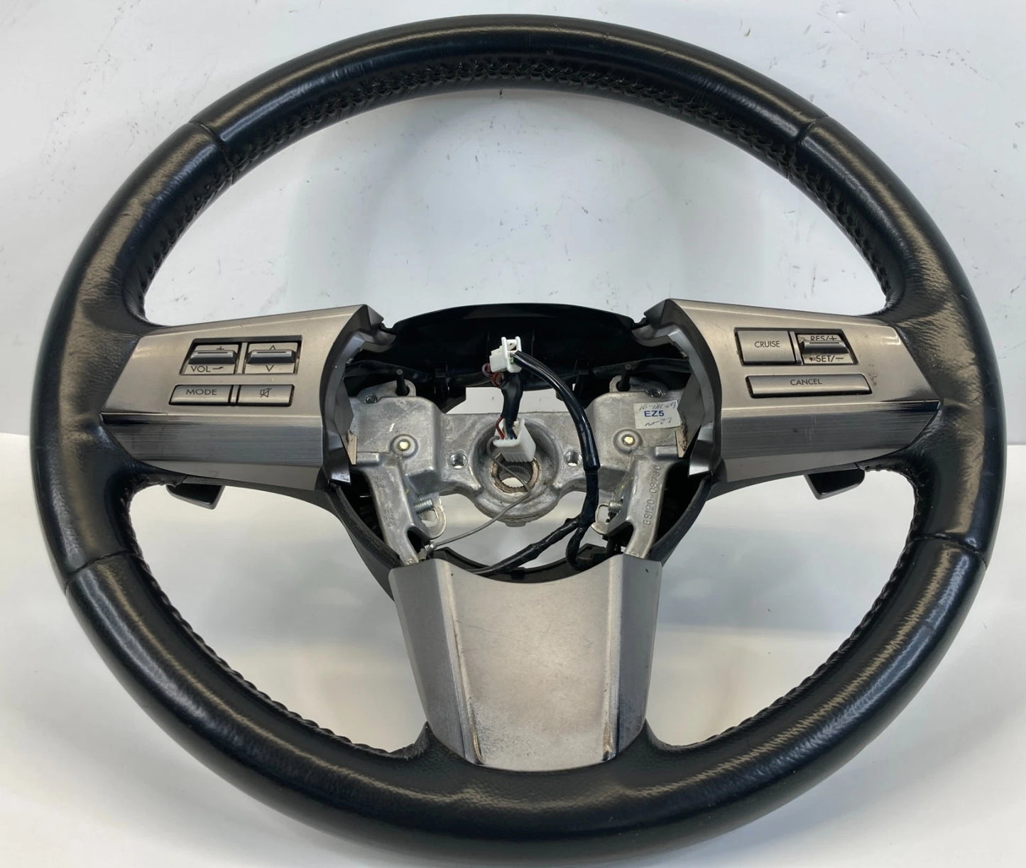 2010 2011 SUBARU OUTBACK STEERING WHEEL W/ CRUISE CONTROL SWITCH BUTTON OEM