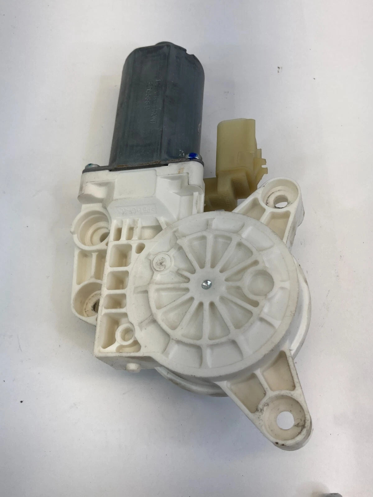 2008-2016 CHRYSLER TOWN & COUNTRY FRONT RIGHT DOOR POWER WINDOW MOTOR OEM