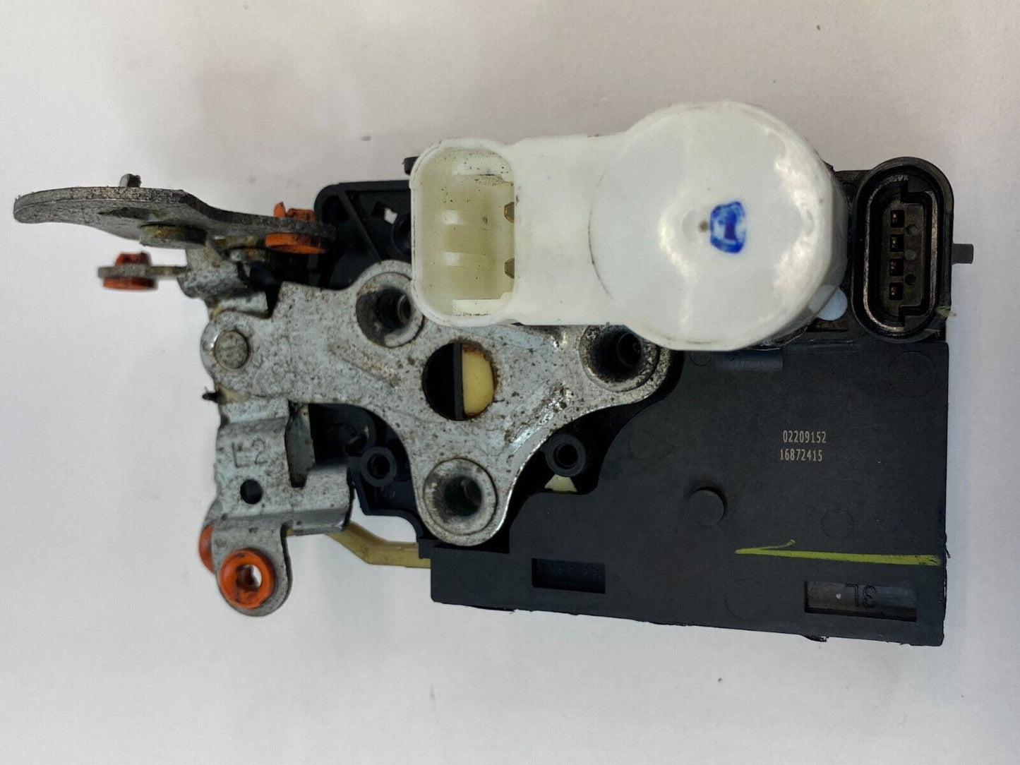 2005-2007 Buick Terraza Front Left Driver Side Door Lock Latch Actuator 16872415