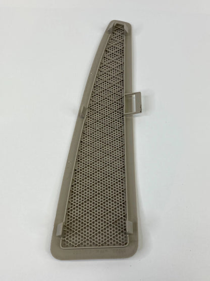 2006 07 08 2009 MERCURY MILAN FRONT RIGHT SIDE SPEAKER GRILLE TRIM OEM