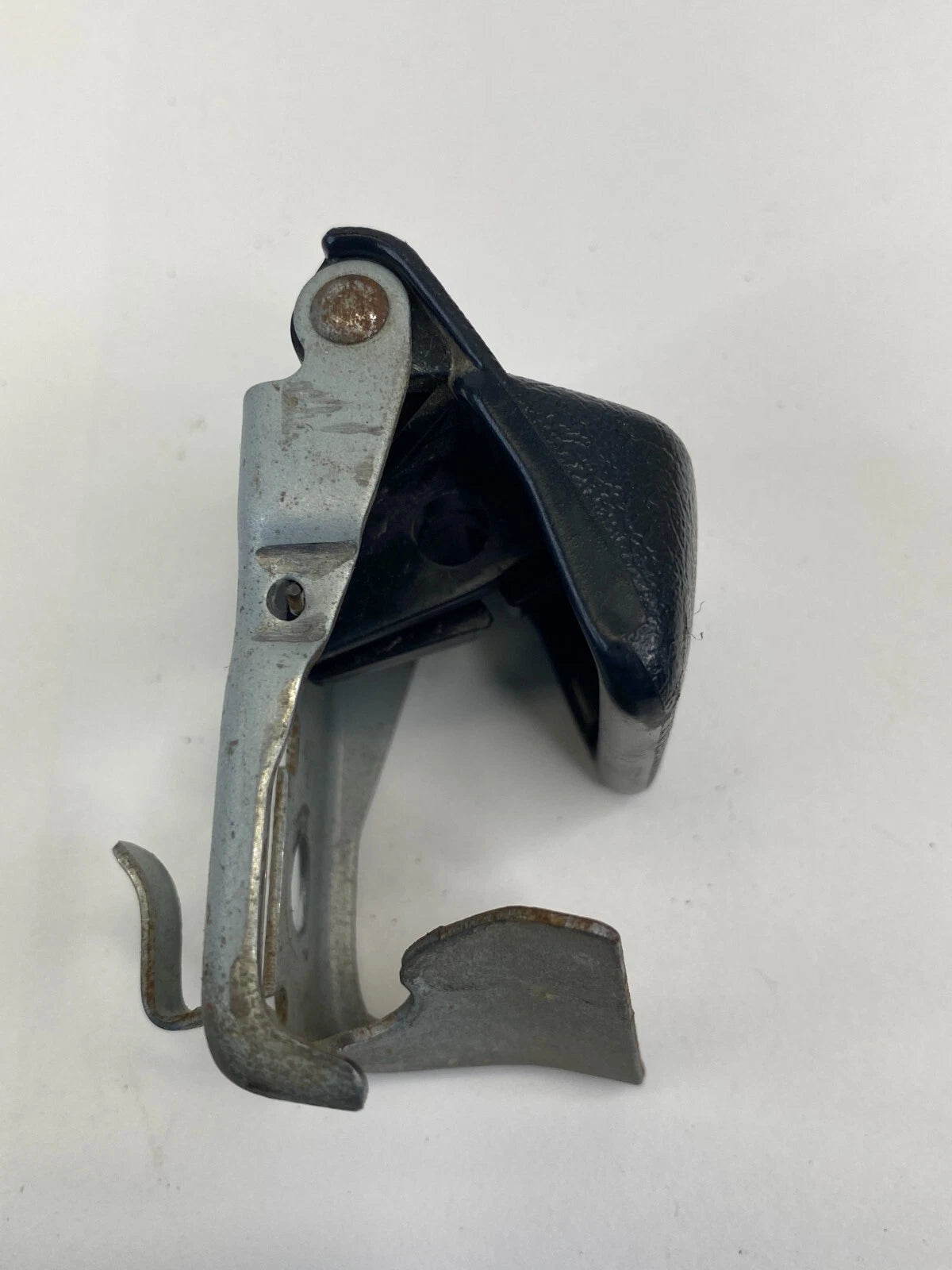 1996-2002 TOYOTA 4RUNNER FILLER GAS DOOR OPENER RELEASE HANDLE CONTROL LEVER OEM