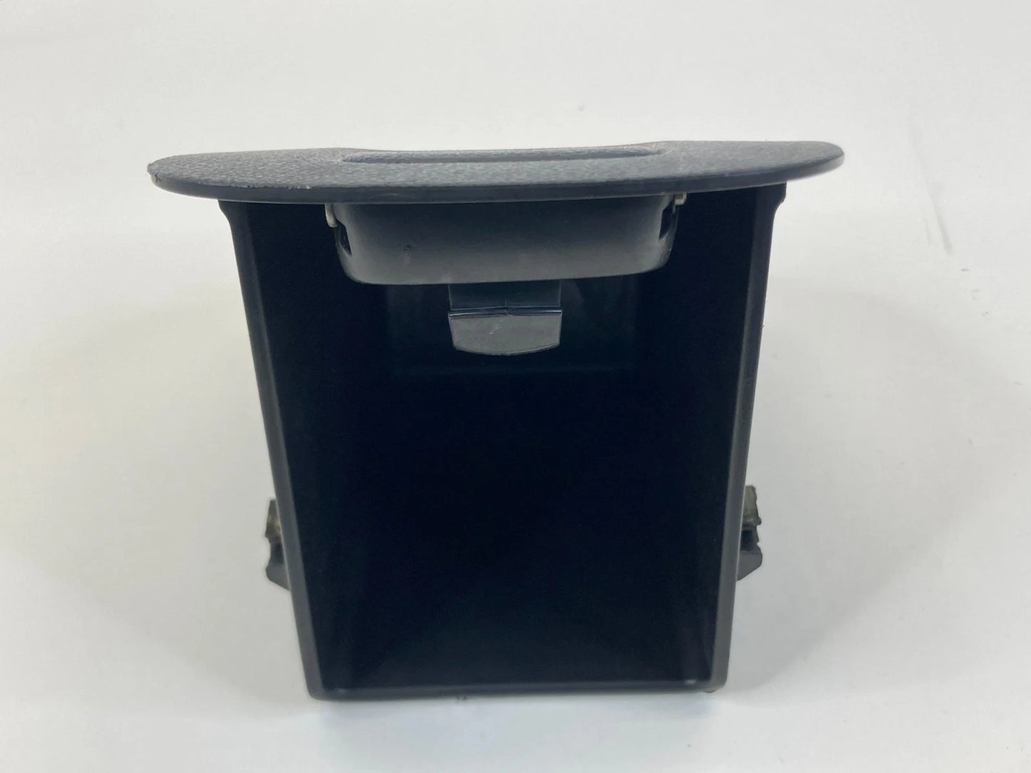 2017-2020 Chevrolet Trax Dash Interior Fuse Box Cover Coin Tray Assy OEM