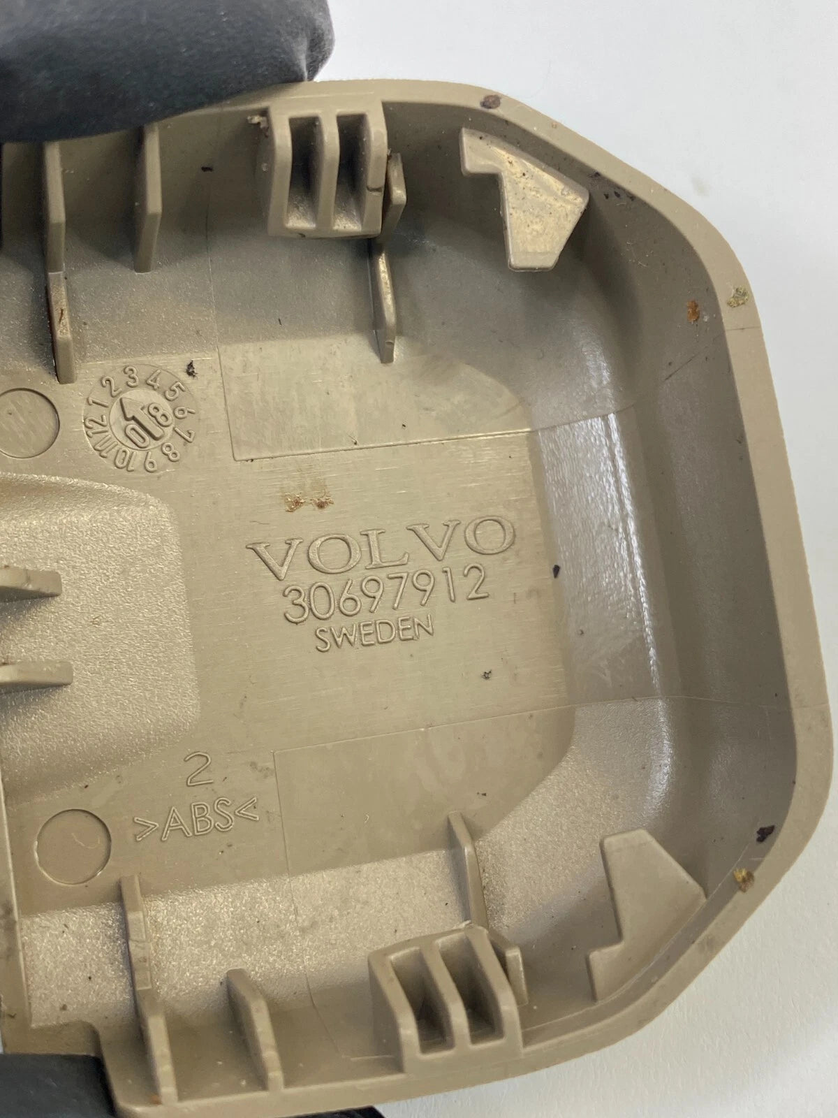 08 09 10 11 12 13 14 15 16 VOLVO XC70 SEAT TRACK RAIL TRIM COVER 30697912 OEM