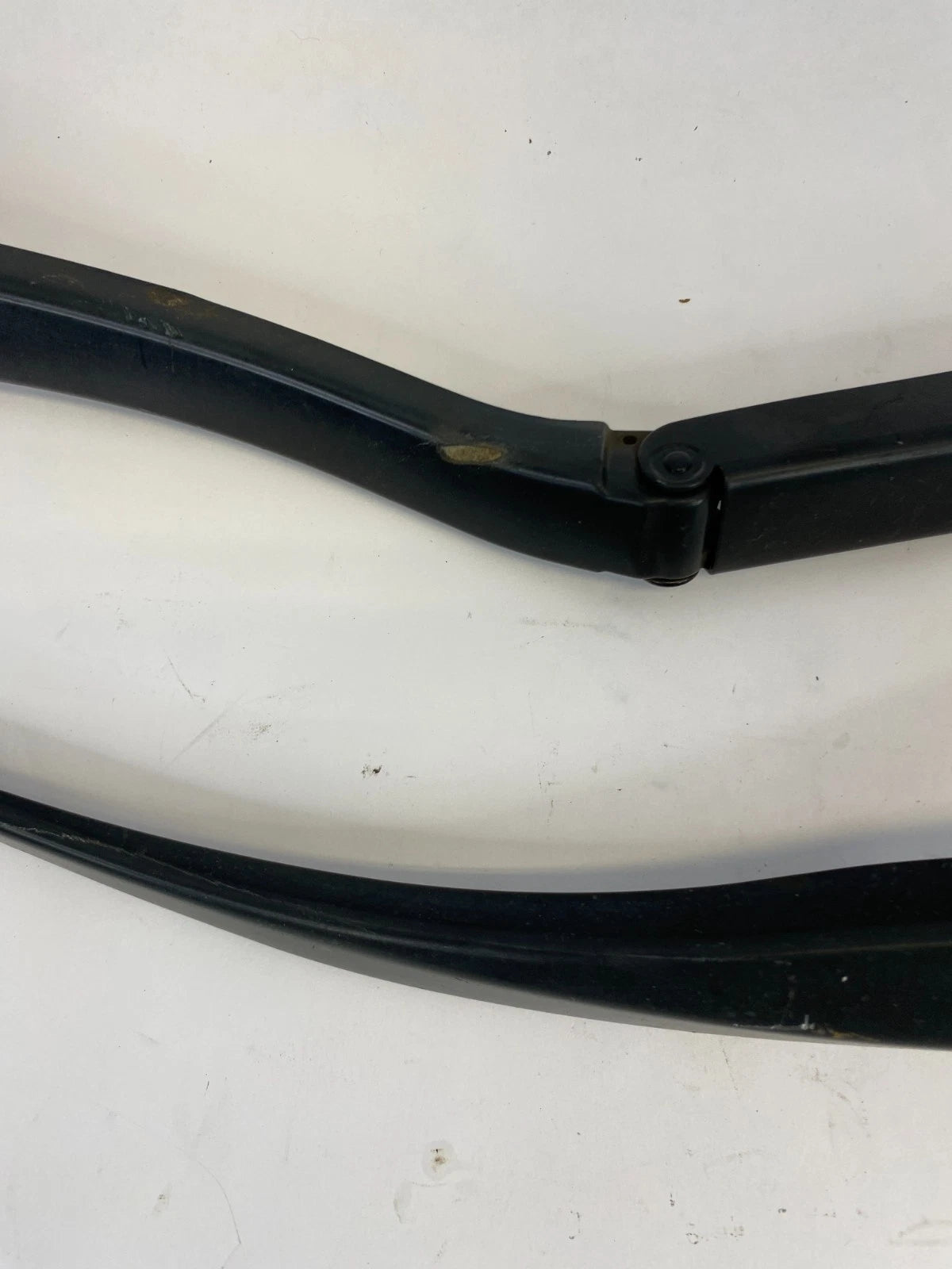 2007-2011 TOYOTA CAMRY FRONT WINDSHIELD WIPER ARM SET LEFT AND RIGHT OEM