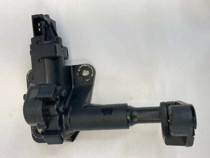 2001-2016 CHRYSLER TOWN & COUNTRY REAR LEFT QUARTER HANDLE POWER WINDOW OEM