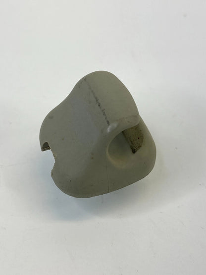 2004-2007 HONDA ACCORD FRONT RIGHT SUN VISOR SUNVISOR RETAINER HOLDER CLIP OEM