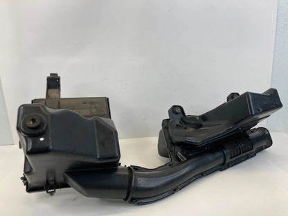 2012-2015 TOYOTA PRIUS AIR CLEANER INTAKE BOX HOUSING RESONATOR 17701-37170 OEM