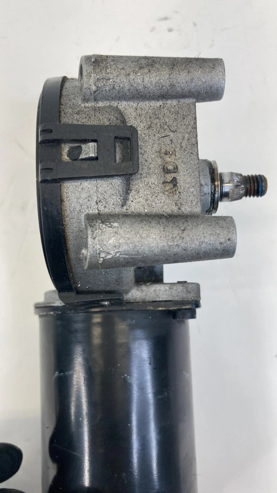 15 16 17 18 19 20 21 KIA SEDONA FRONT WINDSHIELD WIPER MOTOR OEM