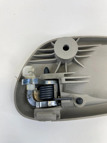 2003-2006 SUZUKI XL-7 FRONT RIGHT PASSENGER INTERIOR DOOR HANDLE OEM