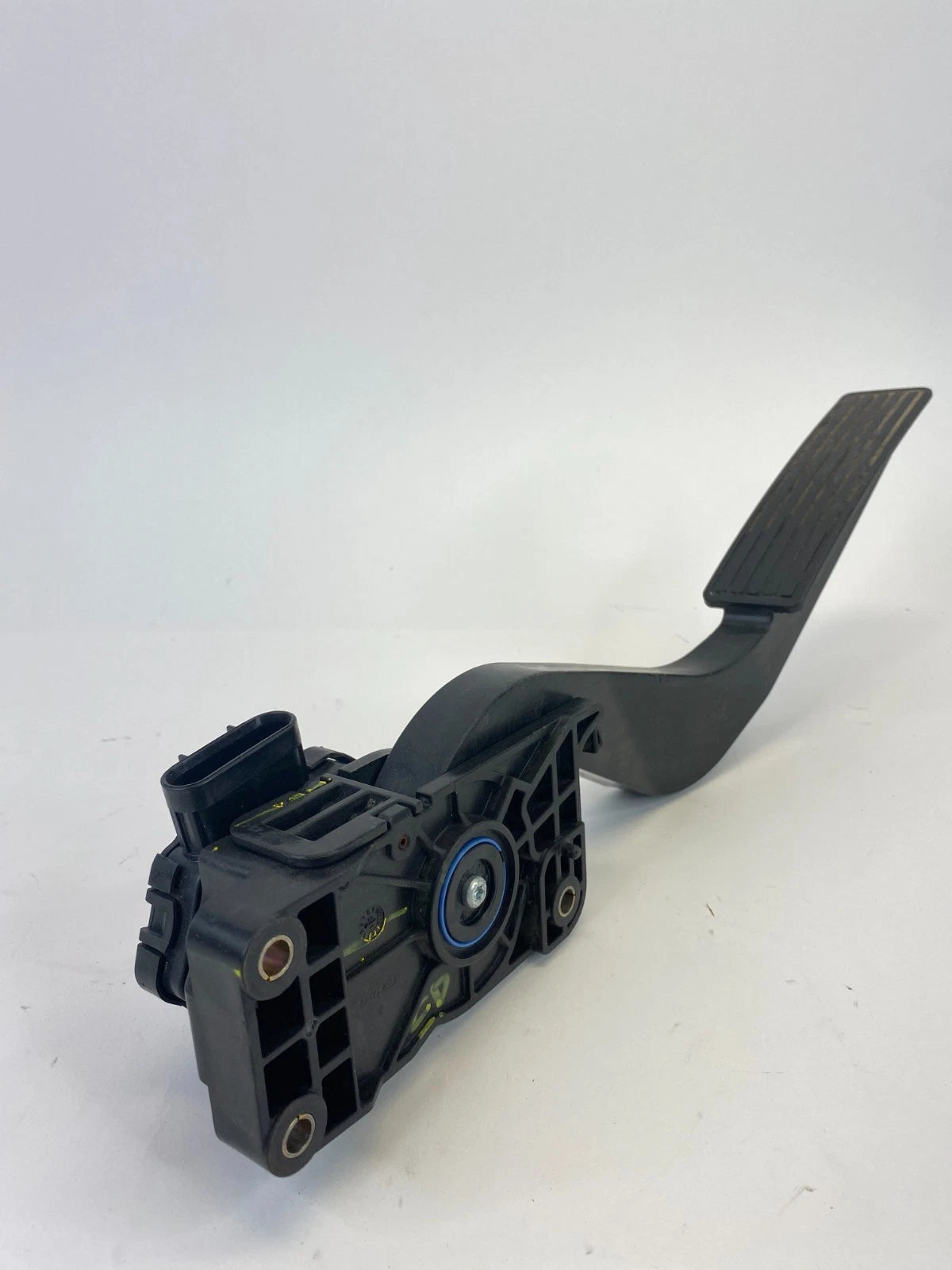2010-2017 CHEVROLET EQUINOX GMC TERRAIN ACCELERATOR GAS PEDAL POSITION SENSOR