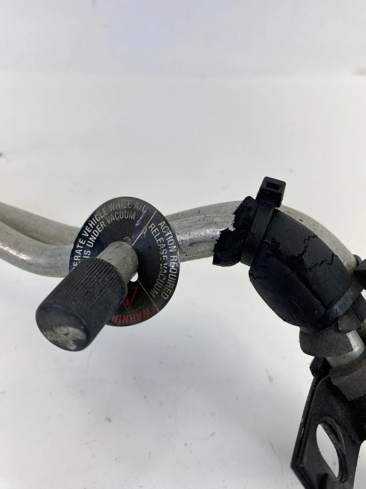 2007 2008 JEEP COMPASS A/C AC SUCTION AND LIQUID HOSE DUCT P05058152AE OEM