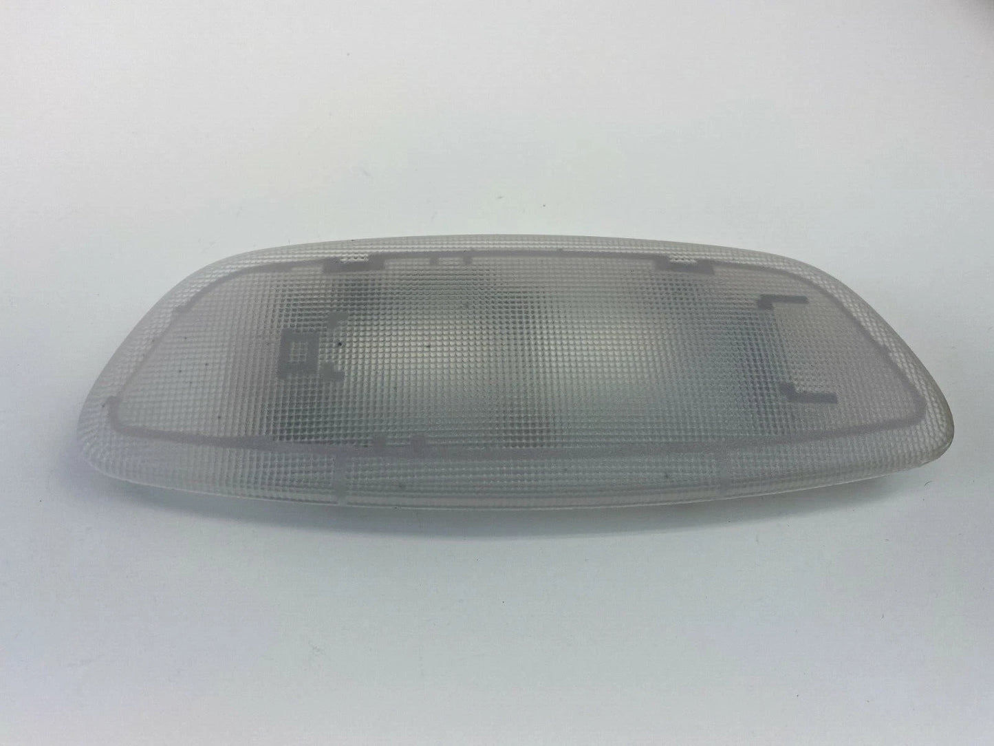 2006 2007 MERCEDES-BENZ C280 REAR CENTER OVERHEAD CONSOLE DOME LIGHT 2108203401