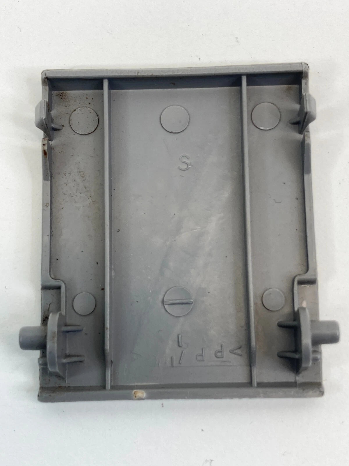 2007 08 09 10 2011 TOYOTA CAMRY REAR SEAT CHILD ANCHOR RESTRAIN COVER CAP TRIM