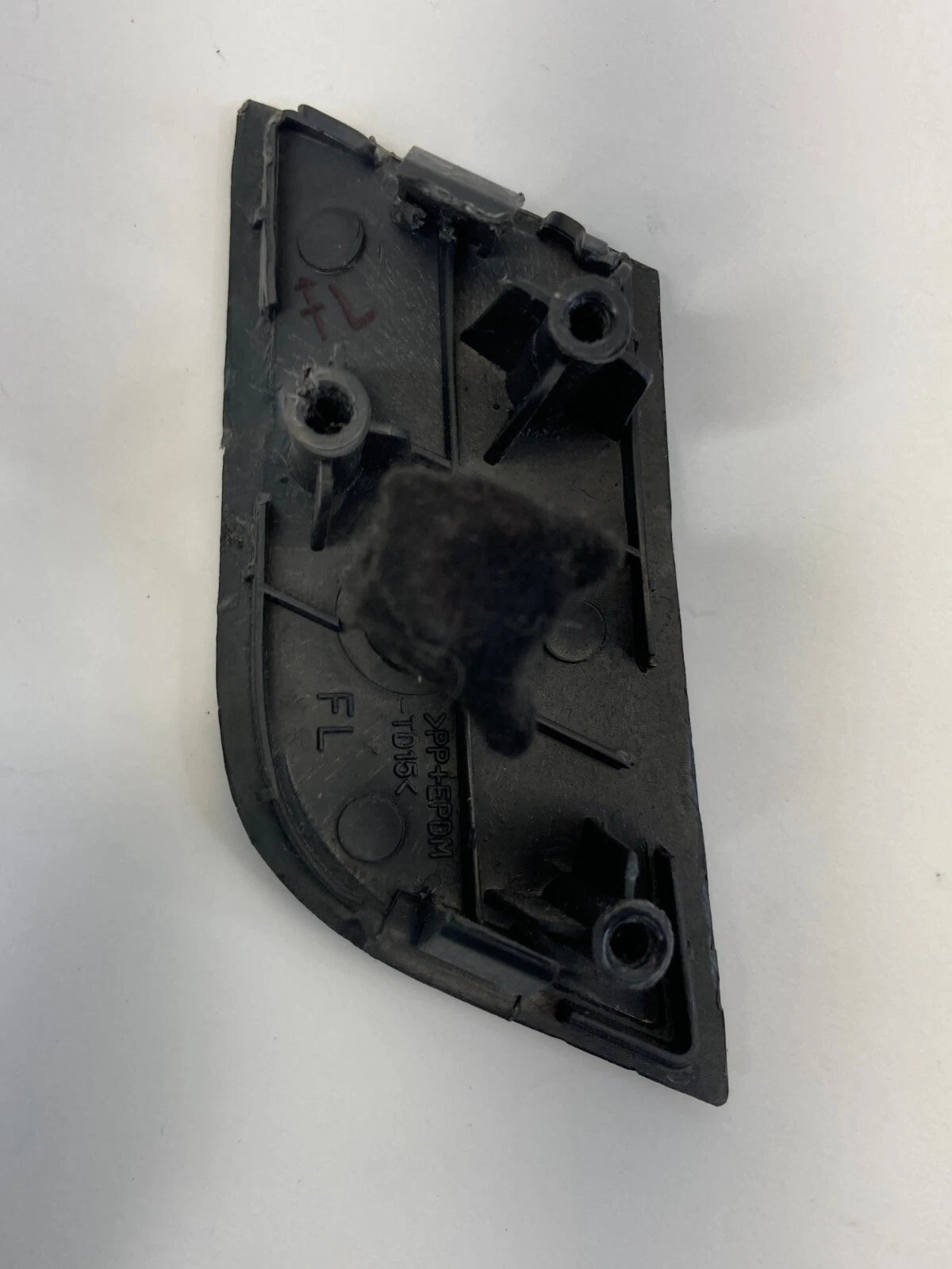 2007-2011 CHEVROLET AVEO SEDAN REAR LEFT INTERIOR DOOR HANDLE ECUTCHEON COVER