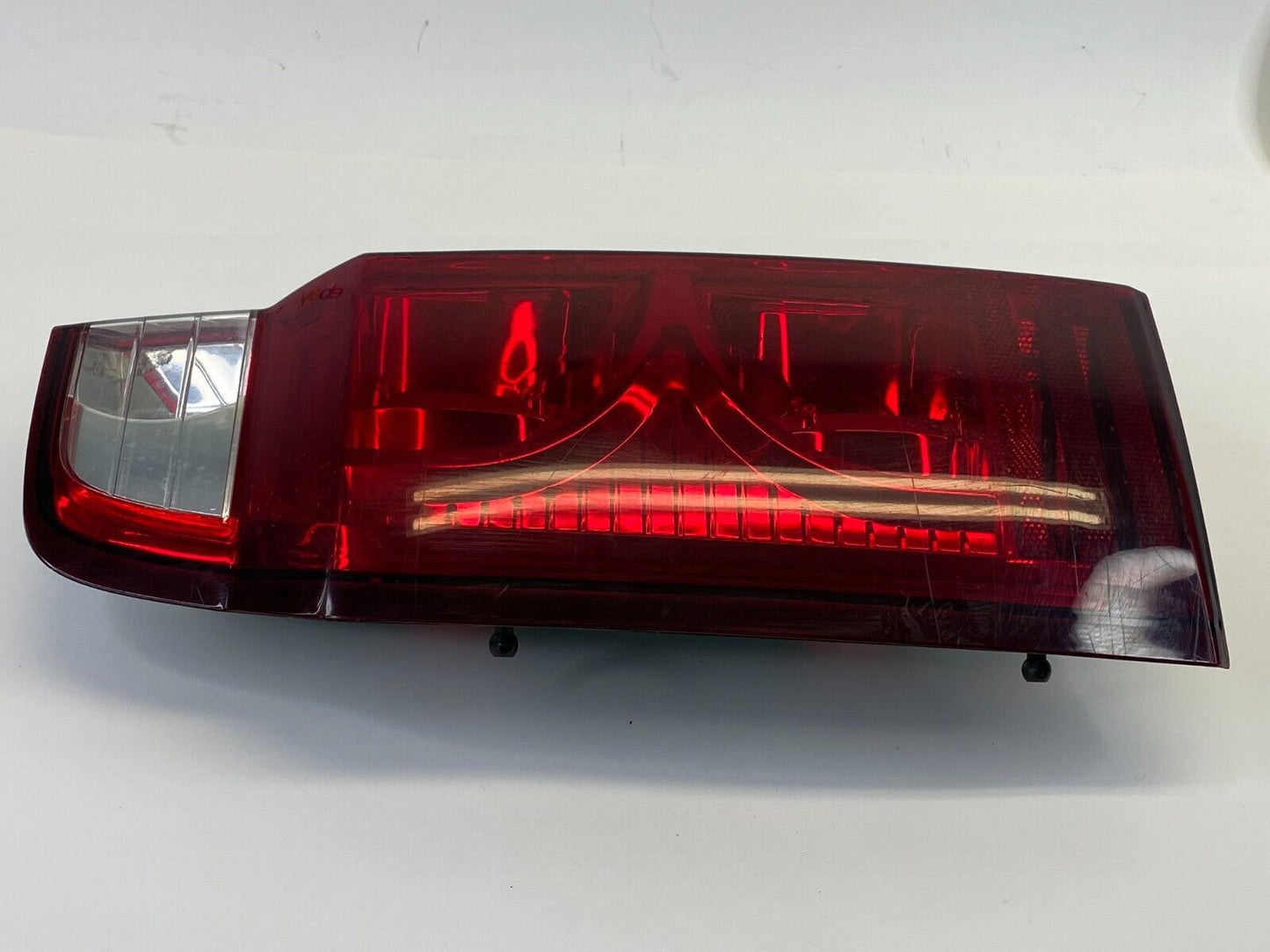 2006-2010 Jeep Commander Rear Left Driver Side Tail Light Taillight Lamp OEM