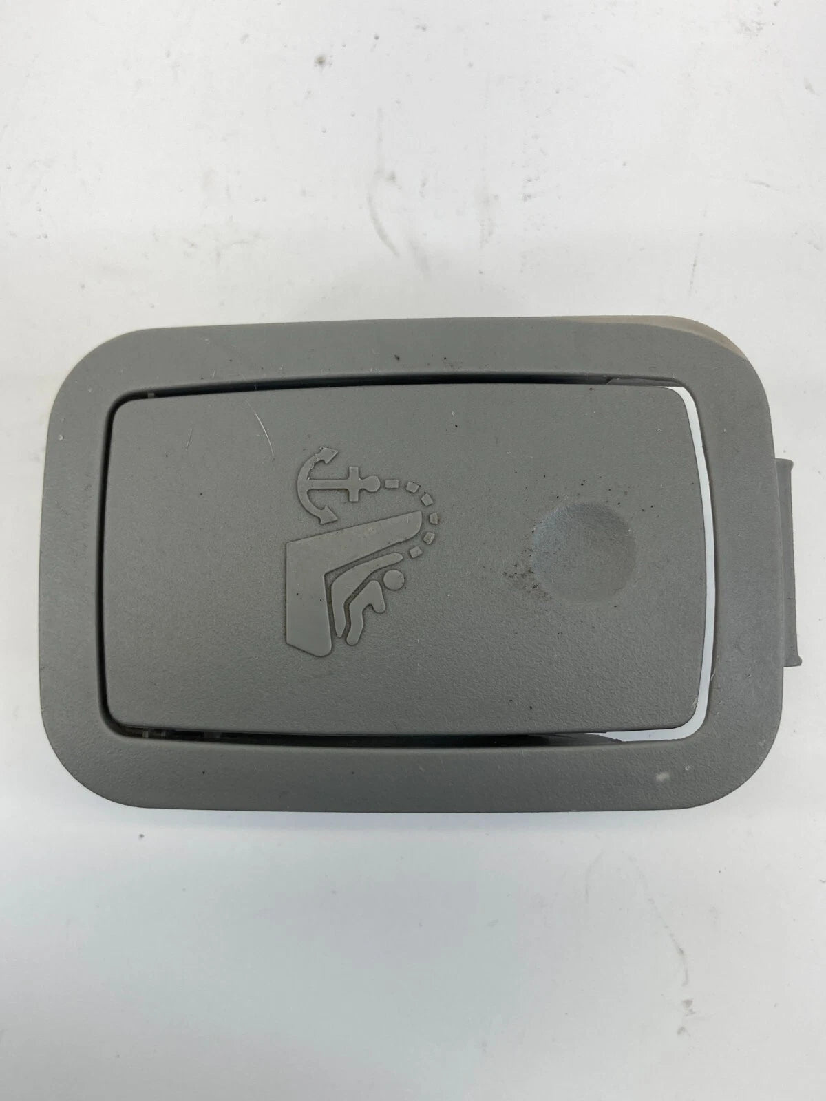 2006-2013 CHEVROLET IMPALA REAR DECK CHILD SEAT ANCHOR COVER TRIM 15795997 OEM