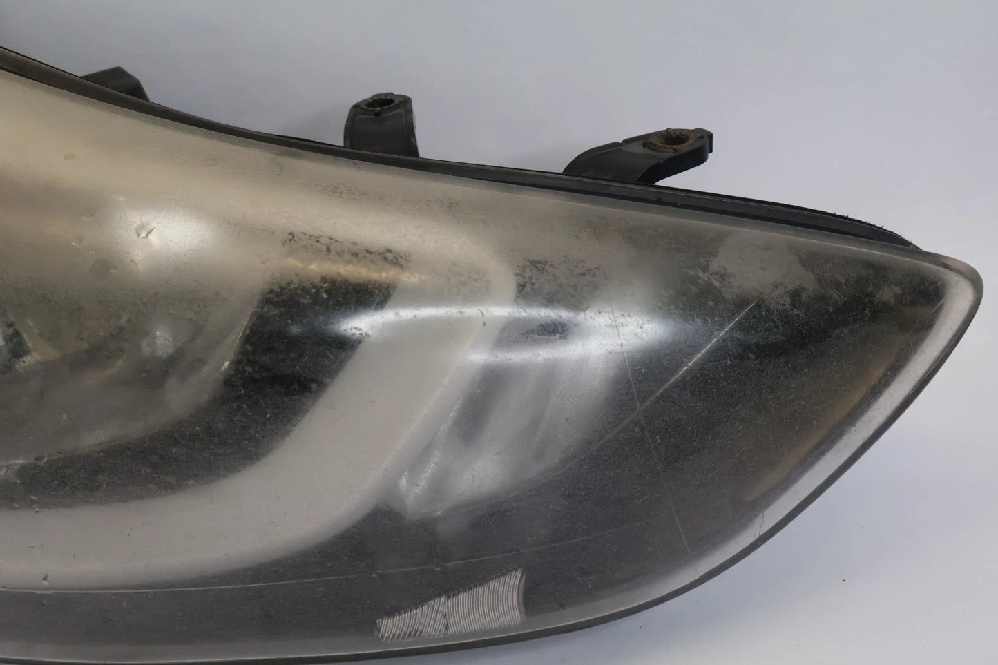 2014-2016 HYUNDAI ELANTRA SEDAN RIGHT PASSENGER HEADLIGHT HEADLAMP HALOGEN OEM