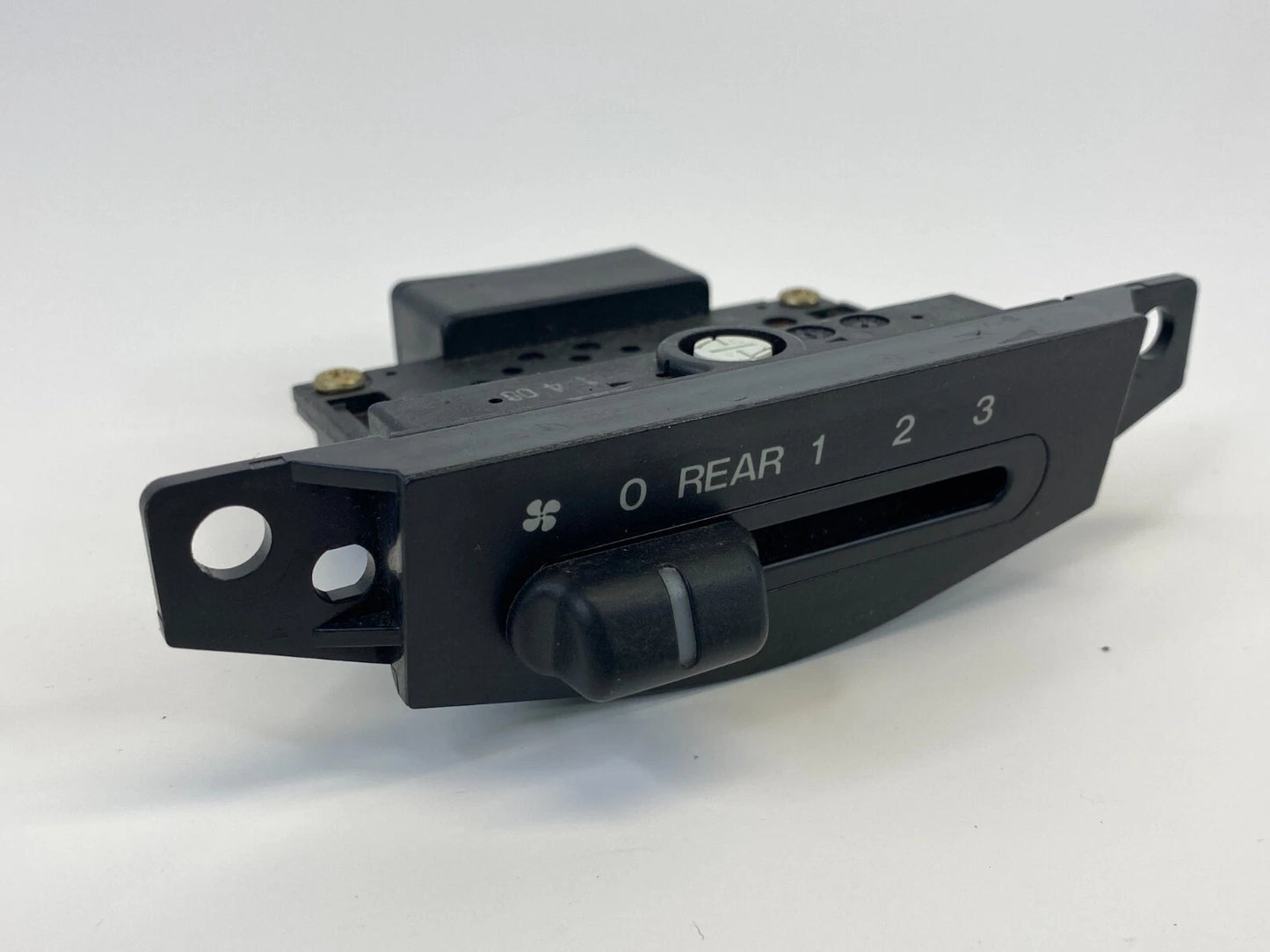 00 01 02 03 04 05 06 MAZDA MPV REAR AC TEMPERATURE CLIMATE SWITCH CONTROL OEM