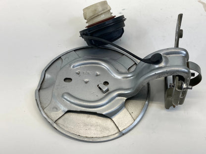 2007-2010 FORD EDGE QUARTER PANEL MOUNTED FUEL FILLER FUEL TANK DOOR OEM