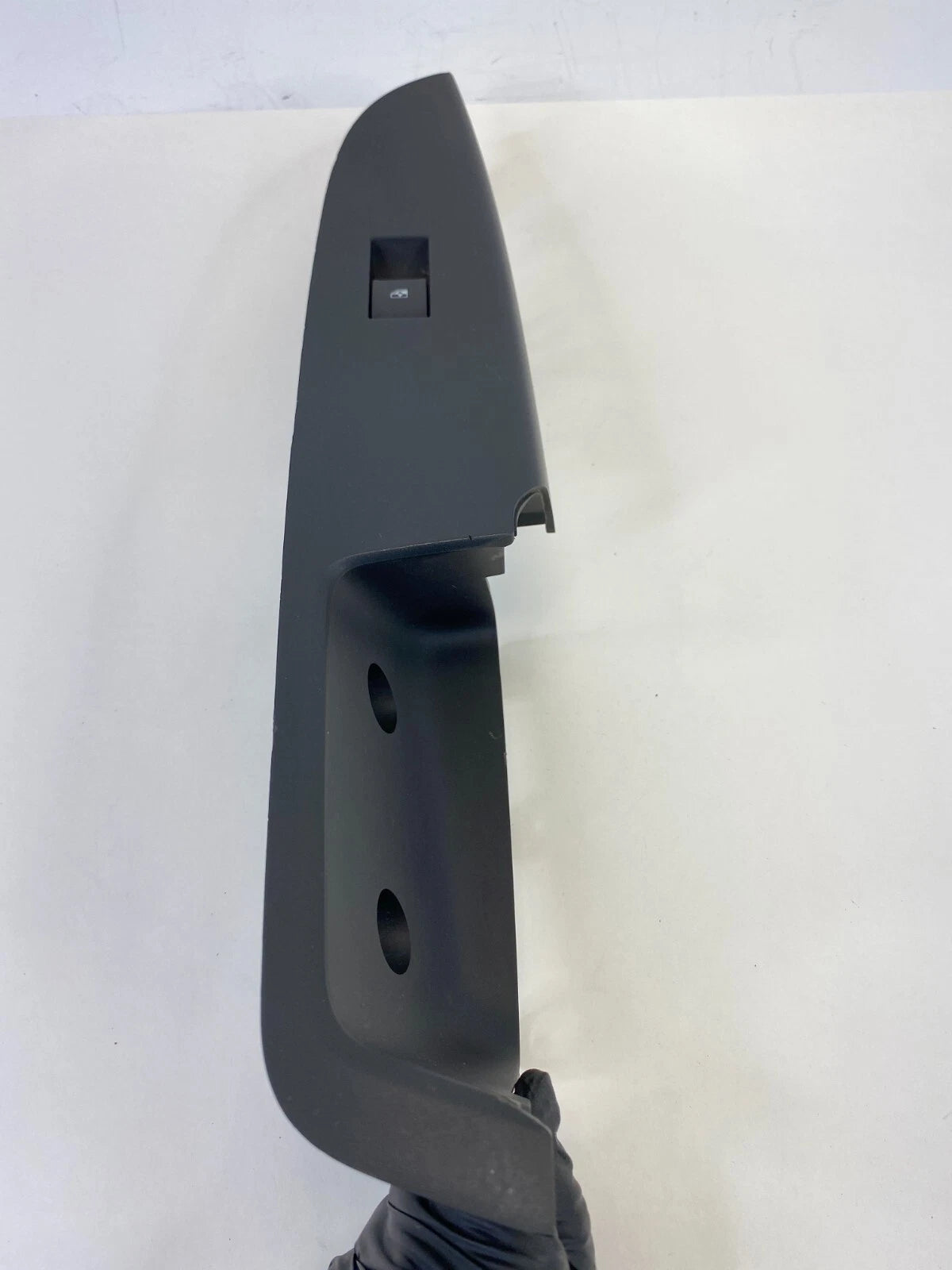 2008-2010 SATURN VUE REAR LEFT LH POWER WINDOW SWITCH WITH TRIM 201004046 OEM