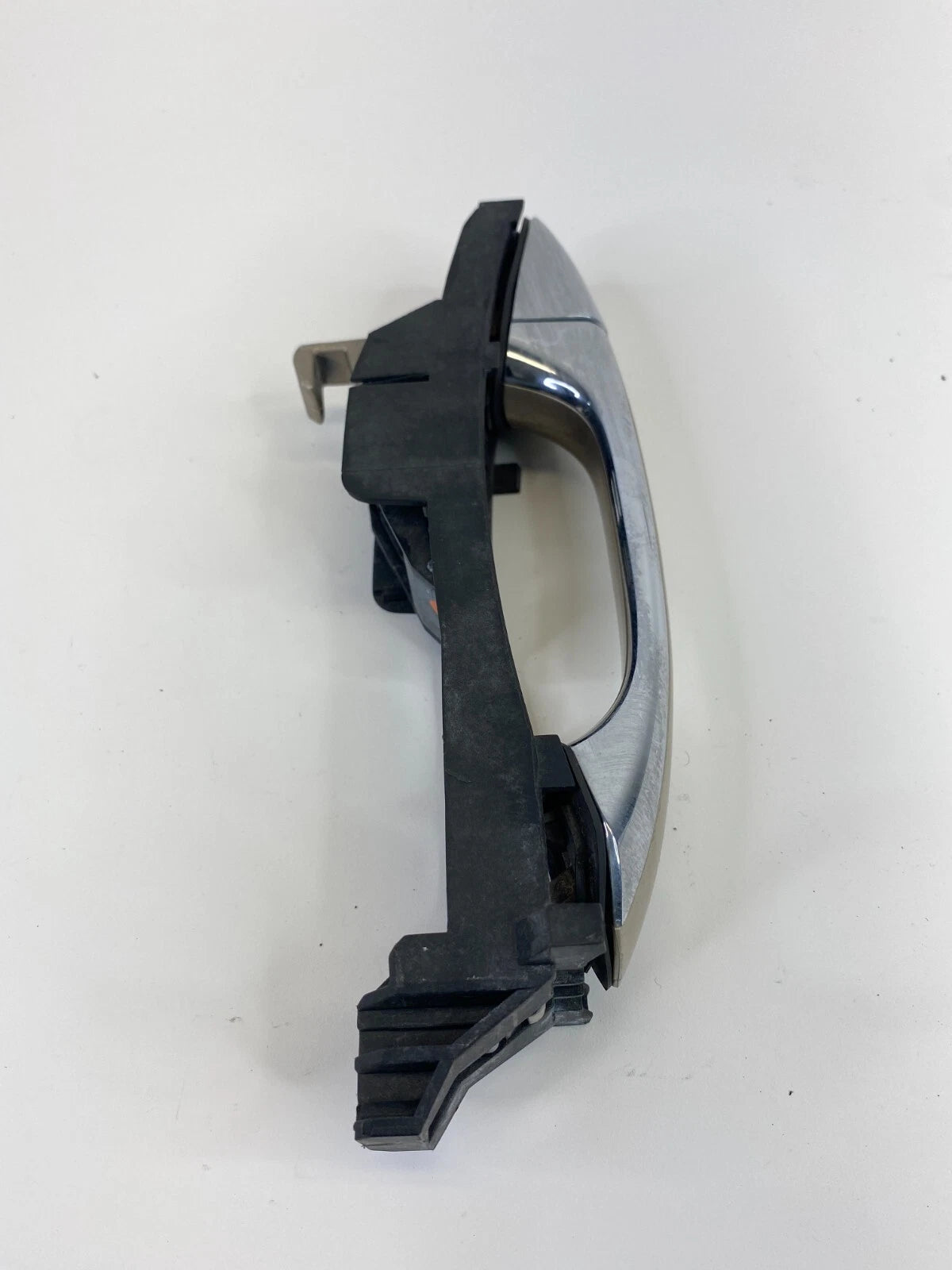 2003-2009 MERCEDES-BENZ E500 REAR LEFT SIDE EXTERIOR OUTER DOOR HANDLE OEM